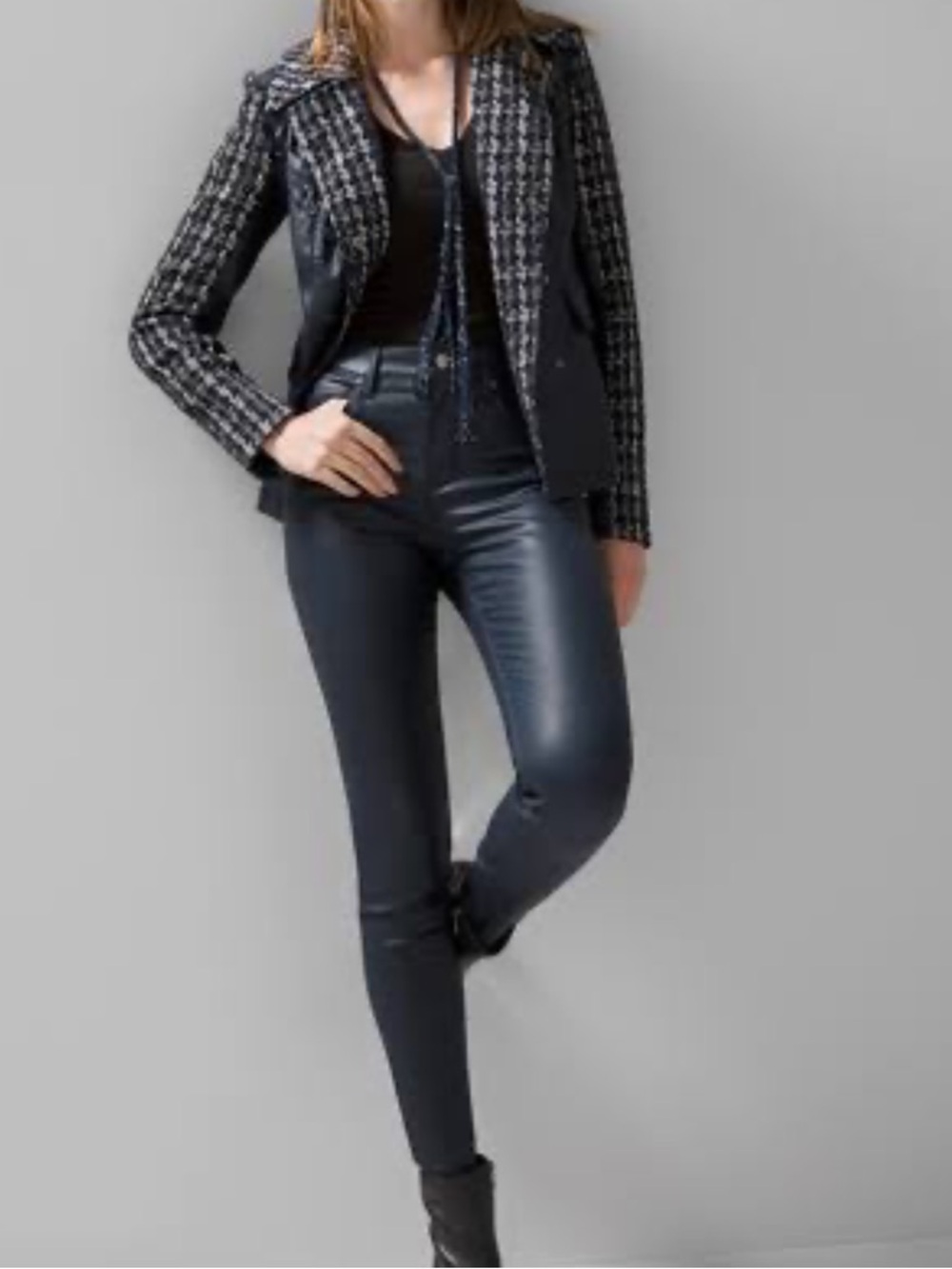 WHITE HOUSE BLACK MARKET high rise coated skinny jeans officer blue navy -4L-NWT